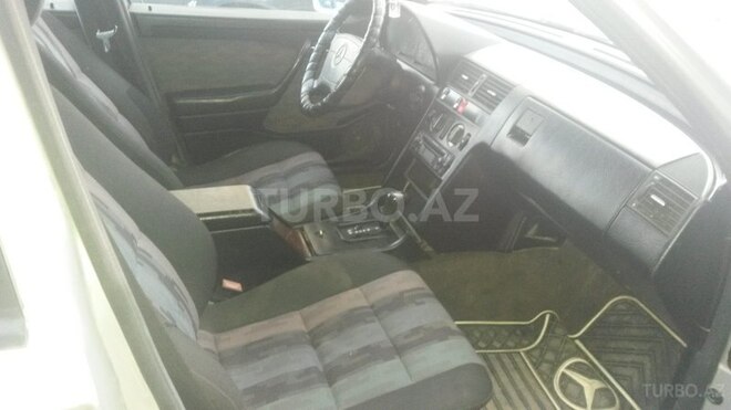Mercedes C 180 1994, 235,000 km - 1.8 l - Bakı