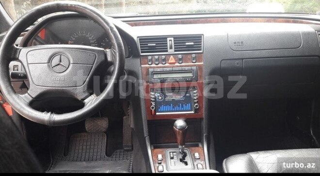 Mercedes C 220 1998, 321 km - 0.1 л - Tovuz