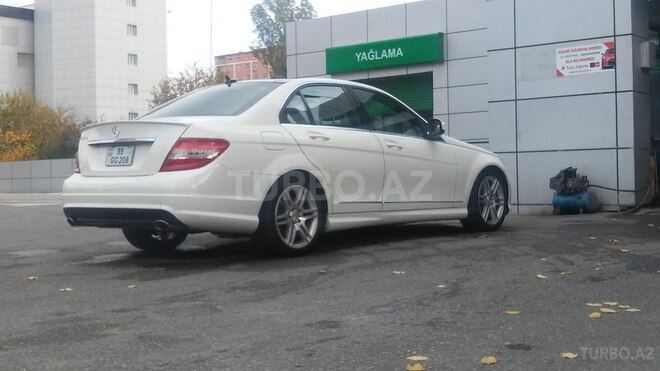 Mercedes C 350 2008, 101,000 km - 0.4 л - Bakı