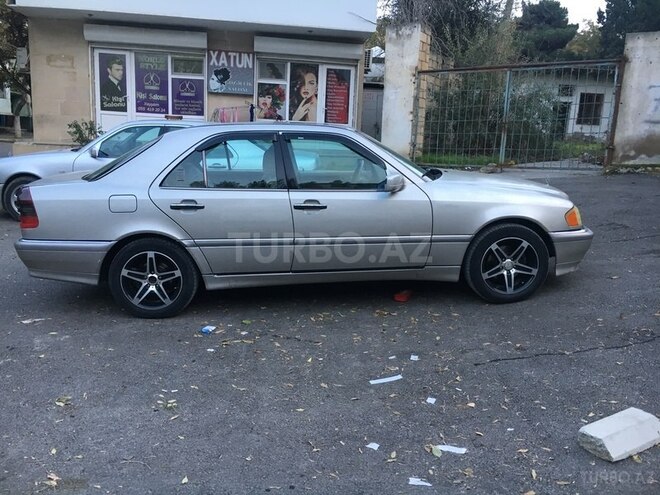 Mercedes C 230 1998, 300,000 km - 0.2 l - Bakı