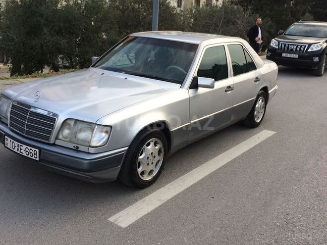 Mercedes E 320 1995, 248,500 km - 3.2 l - Bakı
