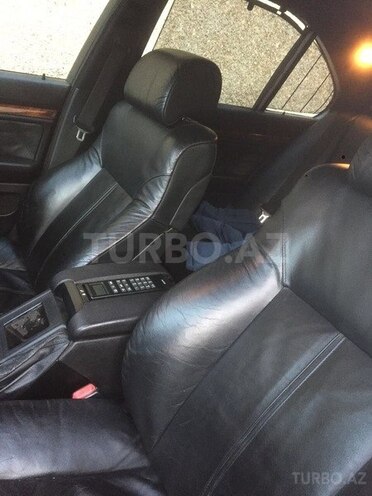 BMW 535 1999, 334,000 km - 3.5 l - Sumqayıt
