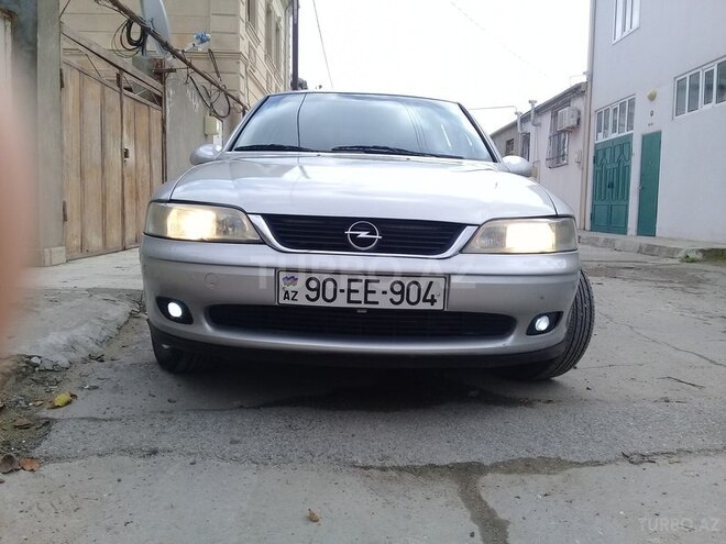 Opel Vectra 1999, 200,000 km - 1.8 l - Sumqayıt