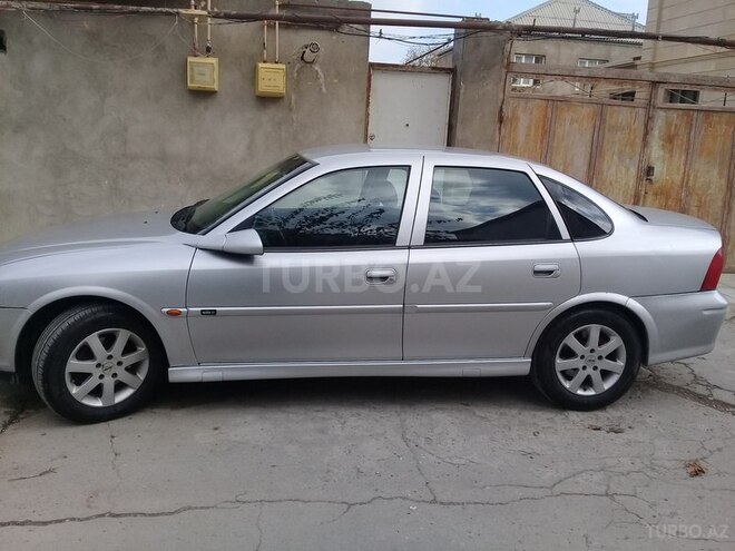Opel Vectra 1999, 200,000 km - 1.8 l - Sumqayıt