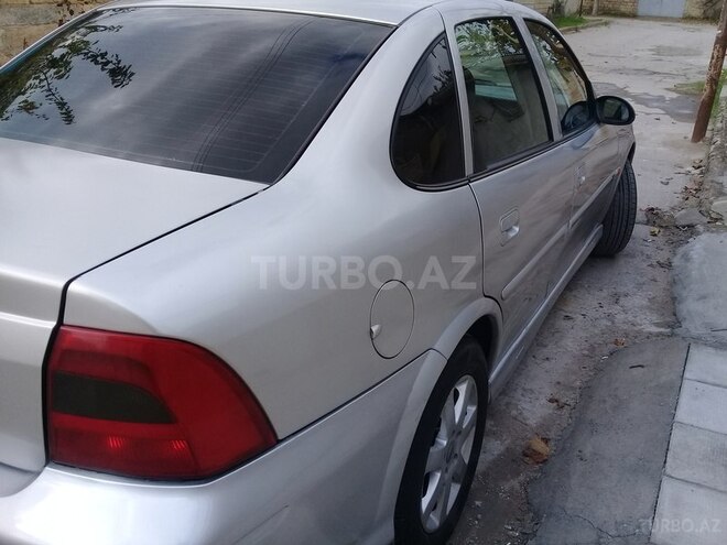 Opel Vectra 1999, 200,000 km - 1.8 l - Sumqayıt