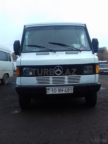 Mercedes 208 D 1993, 450,000 km - 2.3 l - Gəncə