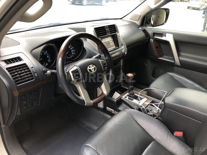 Toyota Prado 2011, 150,000 km - 4.0 л - Bakı