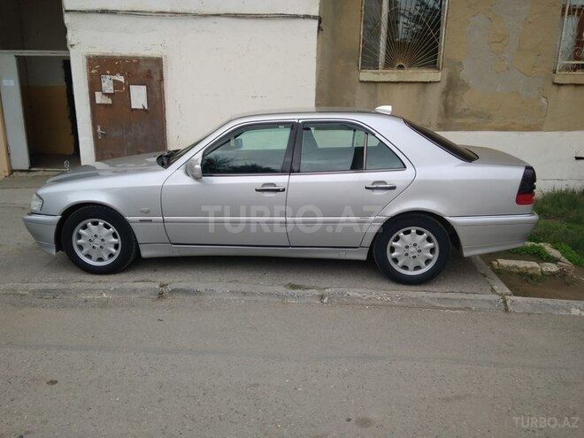 Mercedes C 200 1999, 242,180 km - 2.0 l - Bakı
