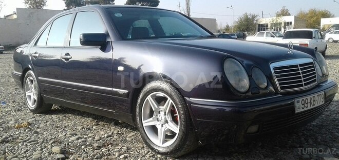 Mercedes E 240 1998, 240,000 km - 2.4 л - Bərdə