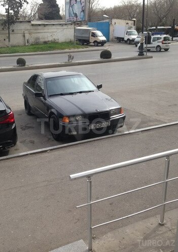 BMW 318 1994, 336,000 km - 1.8 l - Bakı