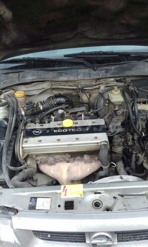 Opel Vectra 1995, 249,000 km - 2.0 l - Bakı