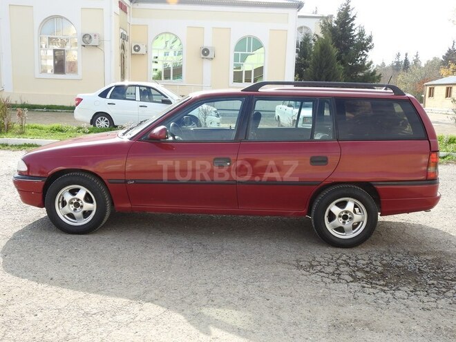 Opel Astra 1994, 240,000 km - 1.7 л - Şirvan