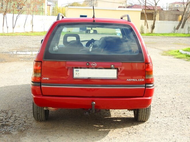 Opel Astra 1994, 240,000 km - 1.7 л - Şirvan
