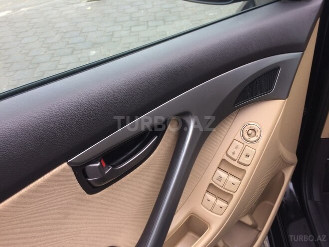Hyundai Elantra 2011, 51,000 km - 1.8 l - Bakı