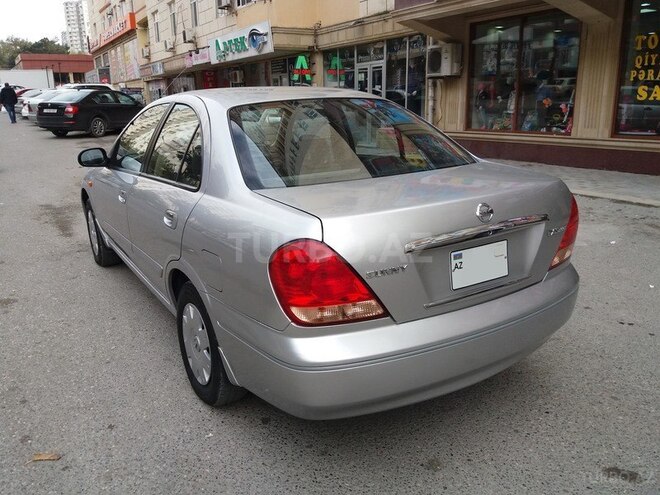 Nissan Sunny 2005, 147,000 km - 1.3 л - Bakı