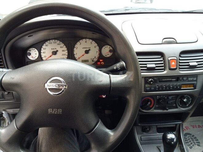 Nissan Sunny 2005, 147,000 km - 1.3 л - Bakı