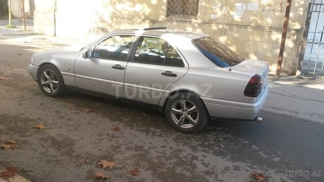 Mercedes C 180 1994, 230,000 km - 1.8 l - Bakı