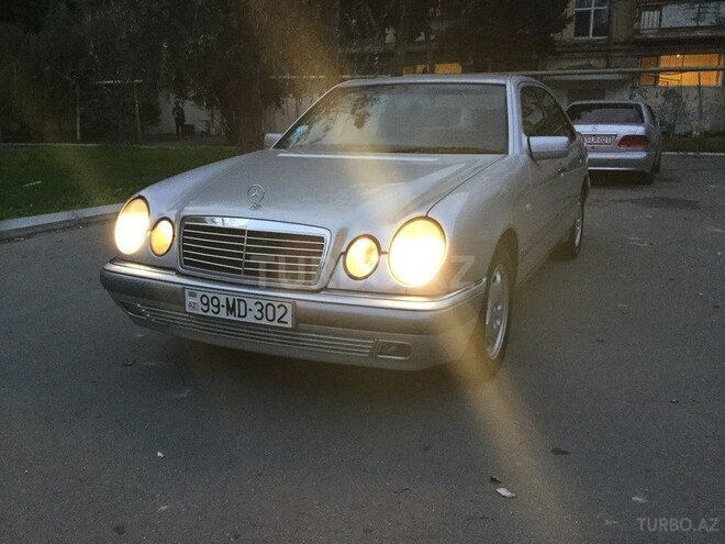 Mercedes E 240 1998, 229,000 km - 2.4 l - Bakı