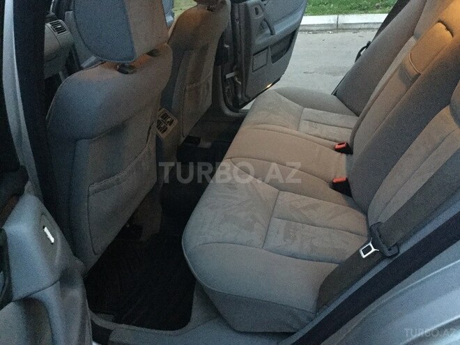 Mercedes E 240 1998, 229,000 km - 2.4 l - Bakı