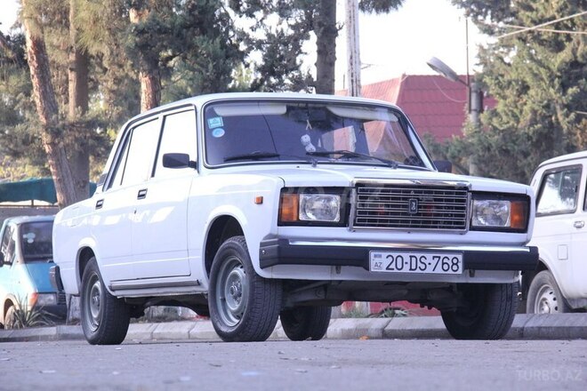 LADA (VAZ) 2107 2009, 10 km - 1.6 л - Tovuz