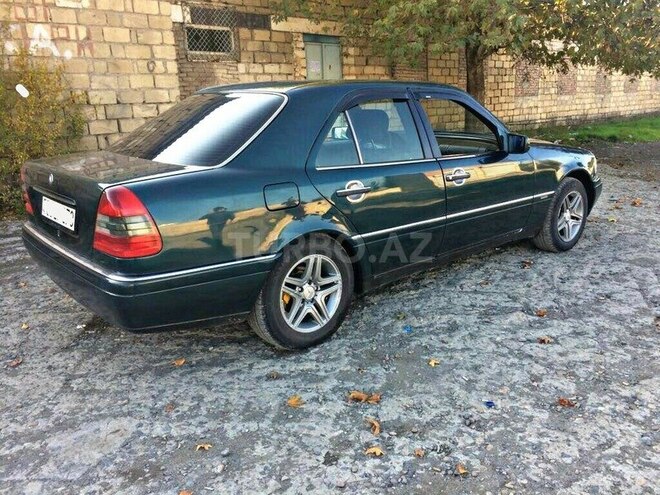 Mercedes C 180 1995, 267,000 km - 1.8 l - Gəncə