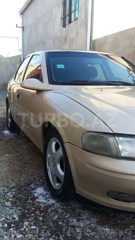 Opel Vectra 1997, 225,000 km - 1.6 l - Bakı