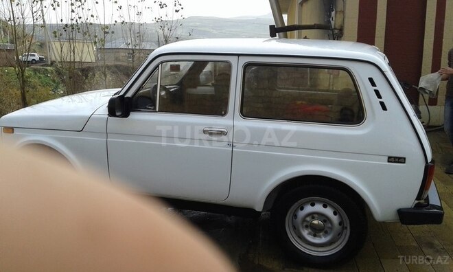 LADA (VAZ) Niva 1998, 92,000 km - 1.7 l - Lerik