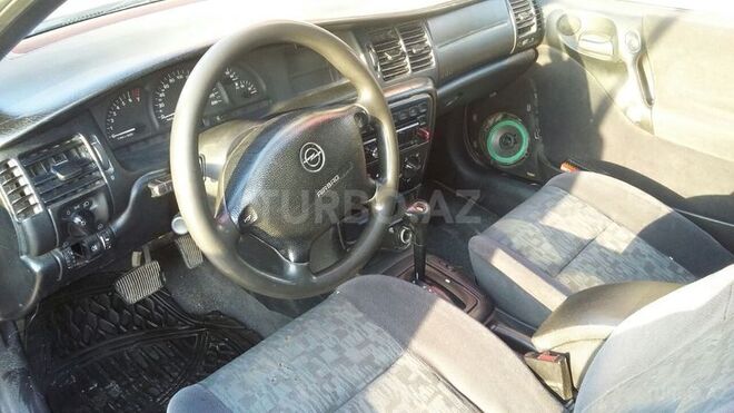 Opel Vectra 1997, 225,000 km - 1.6 l - Bakı