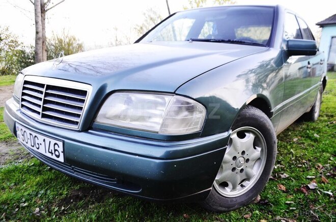 Mercedes C 180 1993, 321,000 km - 1.8 л - Yardımlı