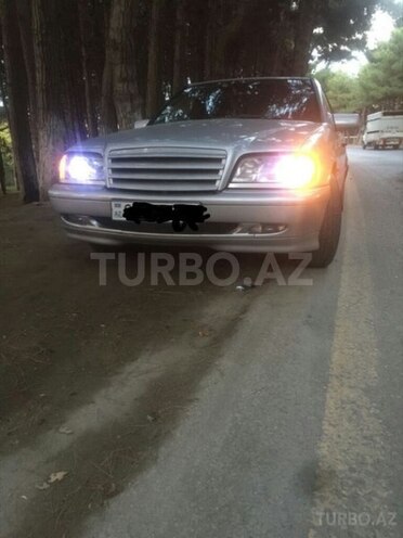 Mercedes C 200 1999, 220,000 km - 2.0 l - Bakı