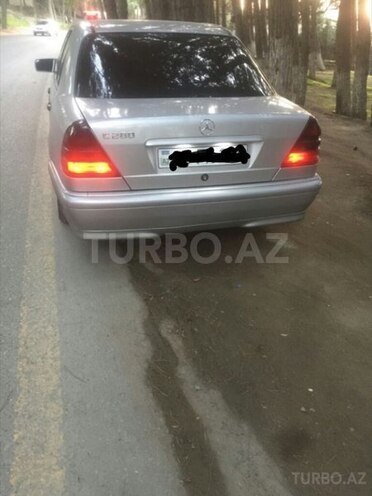Mercedes C 200 1999, 220,000 km - 2.0 l - Bakı