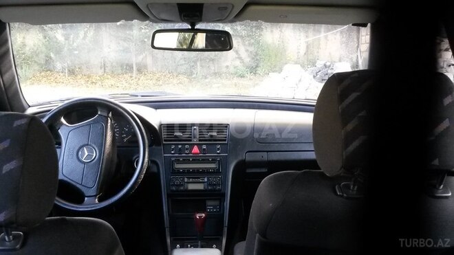 Mercedes C 220 2000, 400,000 km - 2.2 l - Zaqatala