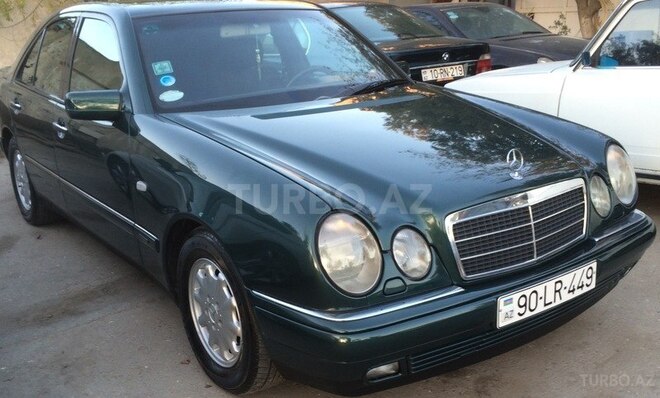 Mercedes E 240 1997, 278,000 km - 2.4 l - Bakı