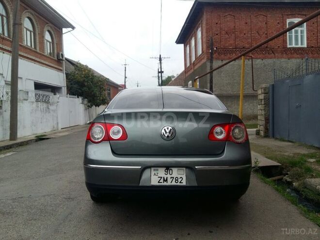 Volkswagen Passat 2005, 153,000 km - 2.0 l - Lənkəran