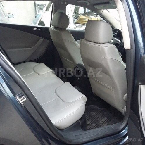 Volkswagen Passat 2005, 195,000 km - 2.0 l - Bakı