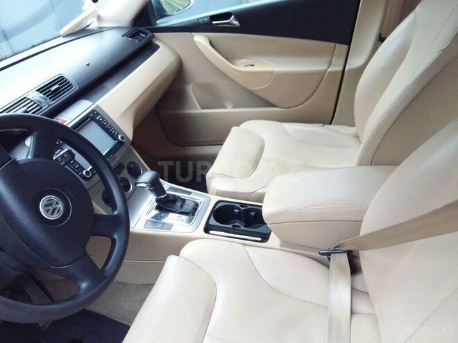 Volkswagen Passat 2005, 153,000 km - 2.0 l - Lənkəran
