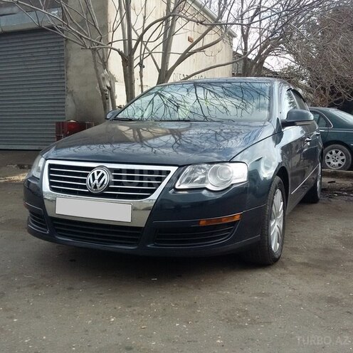 Volkswagen Passat 2005, 195,000 km - 2.0 l - Bakı