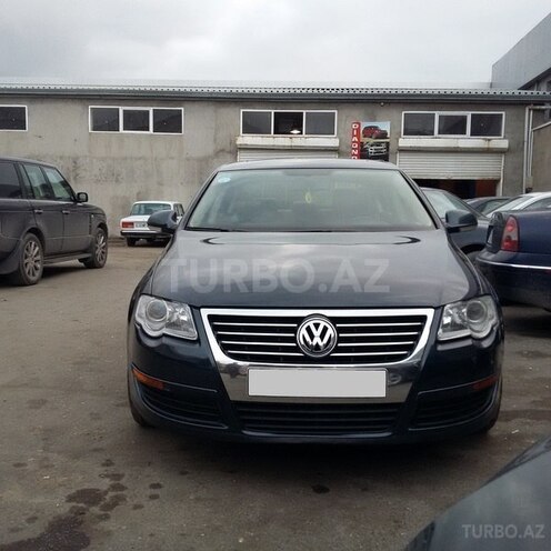 Volkswagen Passat 2005, 195,000 km - 2.0 l - Bakı