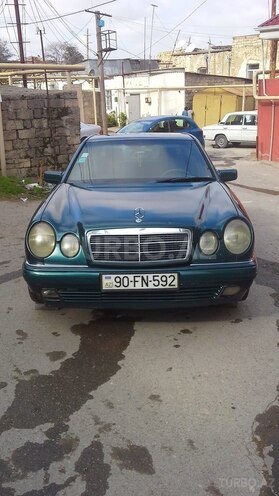 Mercedes E 230 1997, 250,000 km - 2.3 l - Bakı