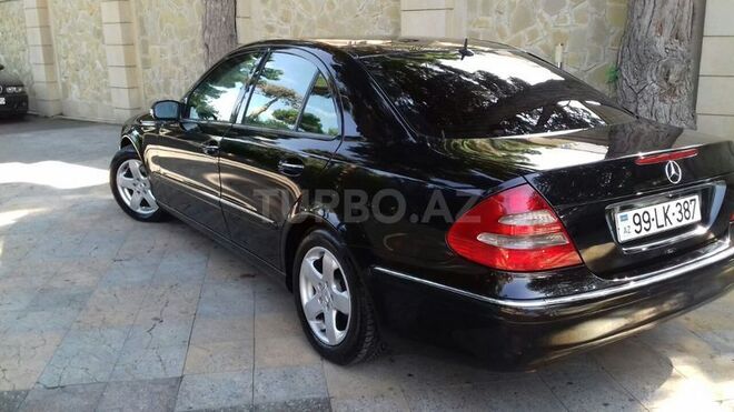 Mercedes E 220 2005, 253,000 km - 2.2 l - Bakı