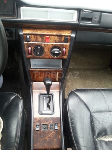 Mercedes  1991, 312,546 km - 3.0 л - Lənkəran
