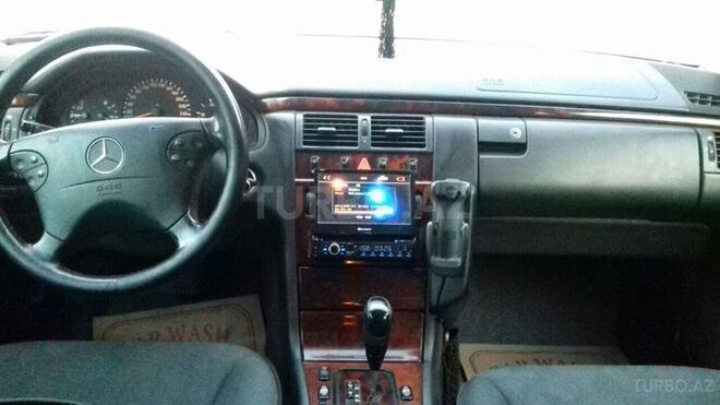 Mercedes E 270 2000, 278,000 km - 2.7 l - Bakı