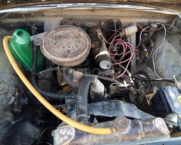 GAZ 24 1986, 150,000 km - 2.4 l - Quba