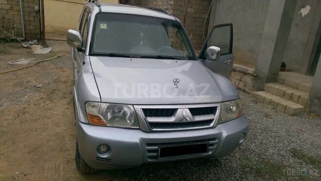 Mitsubishi Pajero 2005, 15,000 km - 3.0 l - Bakı