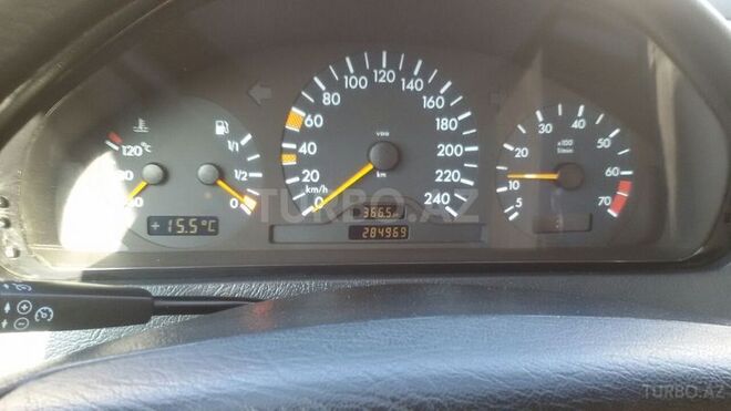 Mercedes C 200 1997, 250,000 km - 2.0 l - Sumqayıt