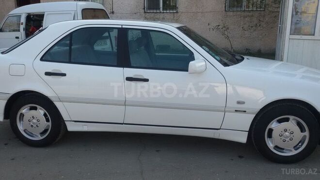 Mercedes C 200 1997, 250,000 km - 2.0 l - Sumqayıt