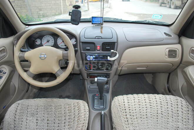 Nissan Sunny 2006, 330,000 km - 1.6 l - Bakı