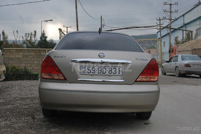 Nissan Sunny 2006, 330,000 km - 1.6 l - Bakı