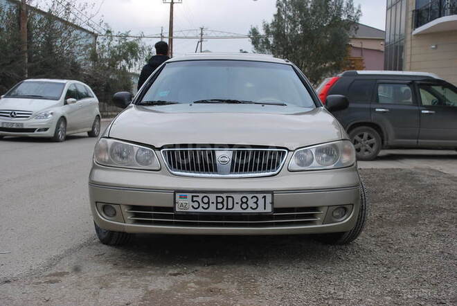 Nissan Sunny 2006, 330,000 km - 1.6 l - Bakı