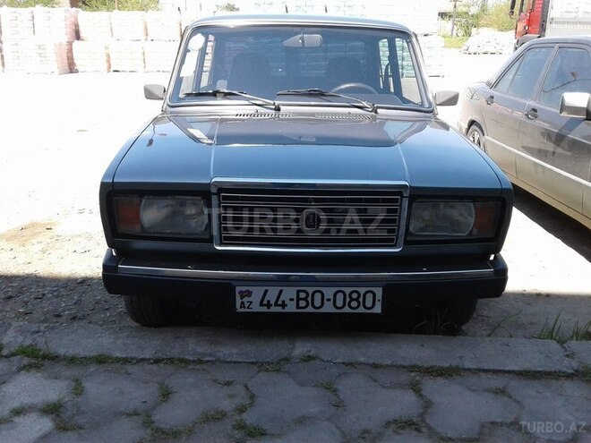 LADA (VAZ) 2107 2010, 135,000 km - 1.6 л - Salyan